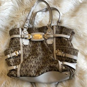 Micheal Kors bag